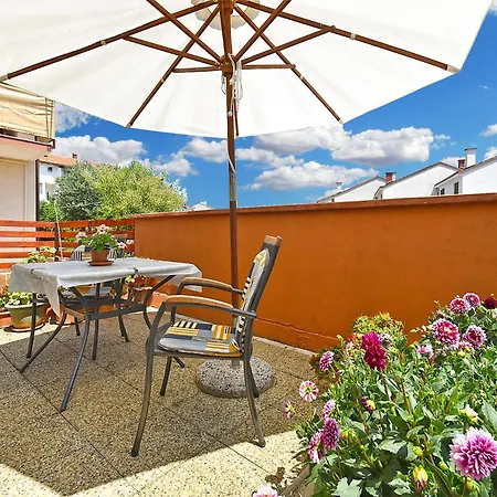 Apartment Marija 2394 Pula