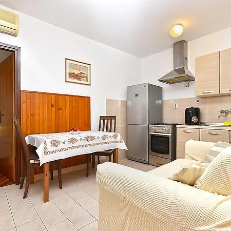 Marija 2394 Apartament *