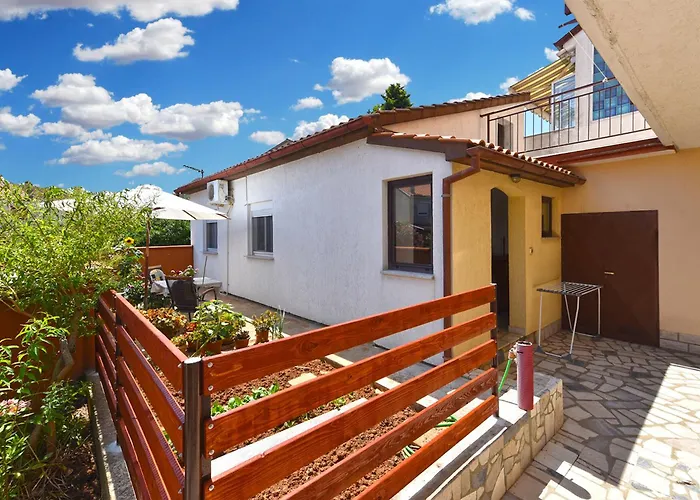 Apartamento Marija 2394 *